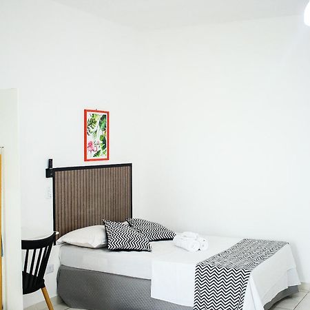 ピンダモニャンガバLoft05 Completo Ar Internet Garagem Prox Aparecida E Industriasアパートメント エクステリア 写真